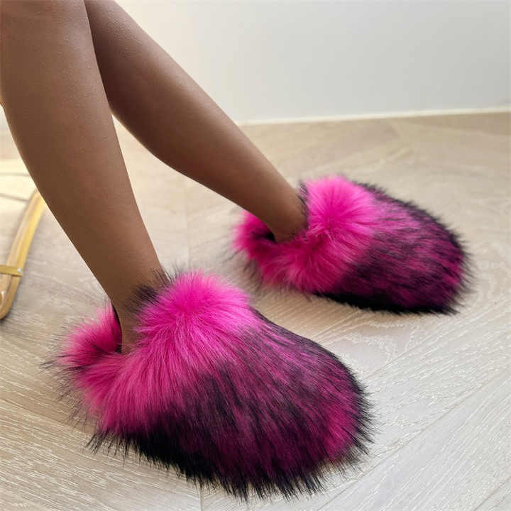 Women’s Round Toe Raccoon Fur Slides