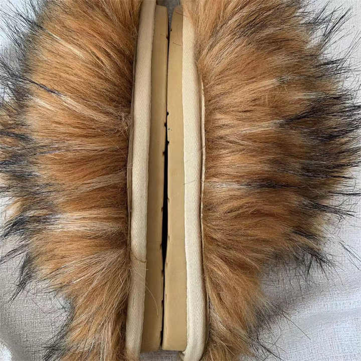Women’s Round Toe Raccoon Fur Slides