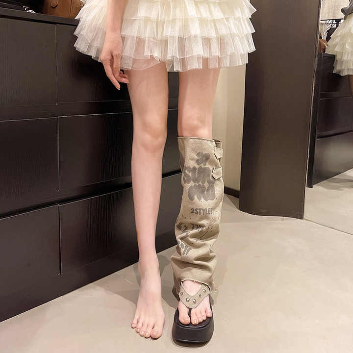 Platform Clip‑Toe Luxury Flip-Flop Sandals